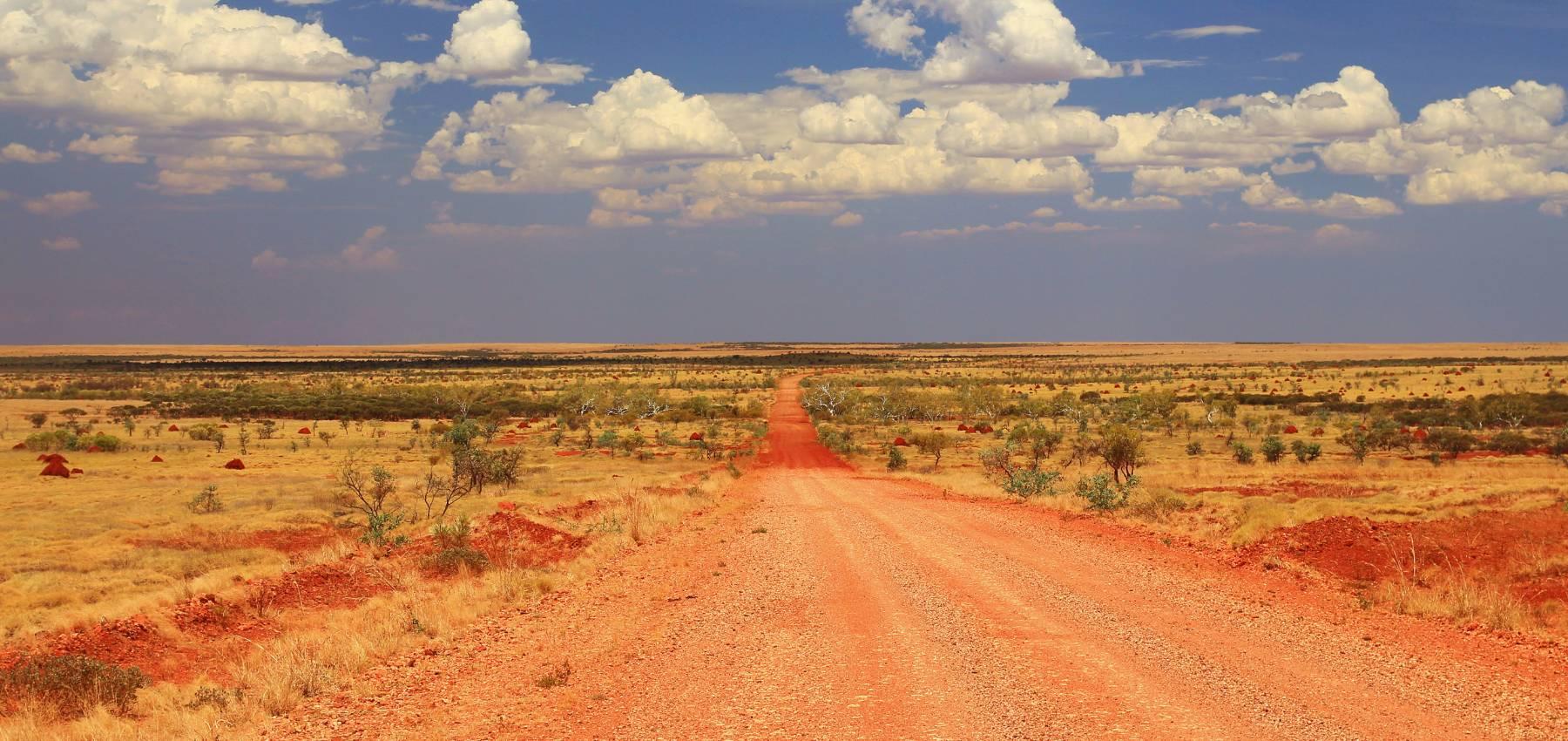 A dirt road in The Pilbara Range